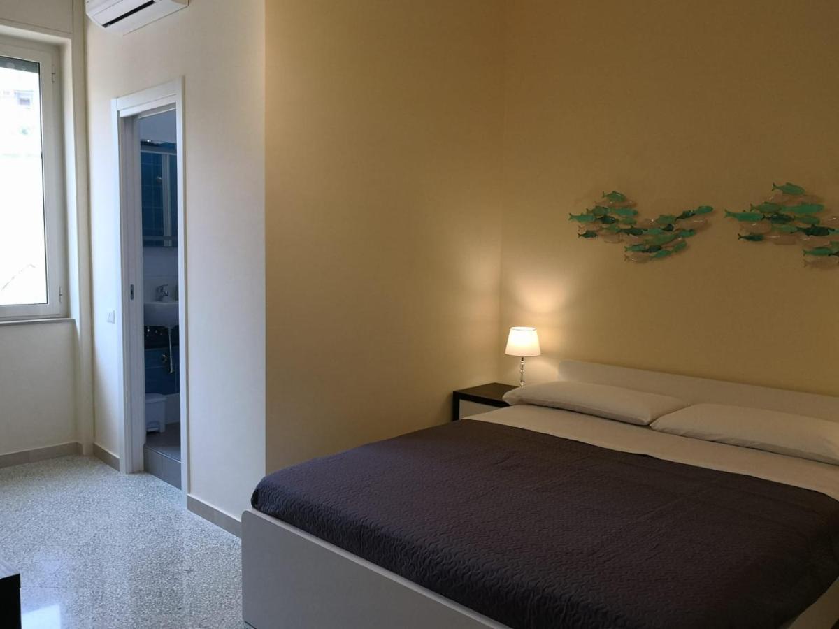 Casa Umberto Bed and Breakfast Salerno Eksteriør billede